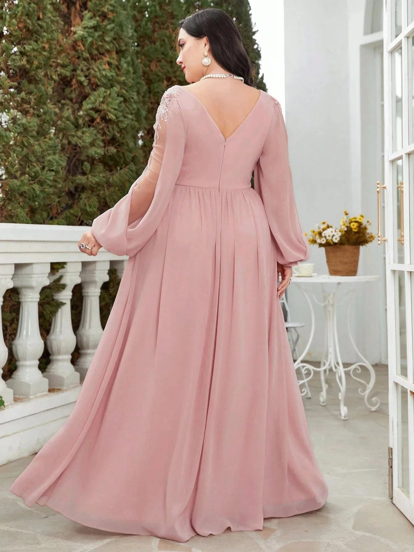 robe invitée mariage grande taille chic trapèze longue manches longues rose poudré élégante