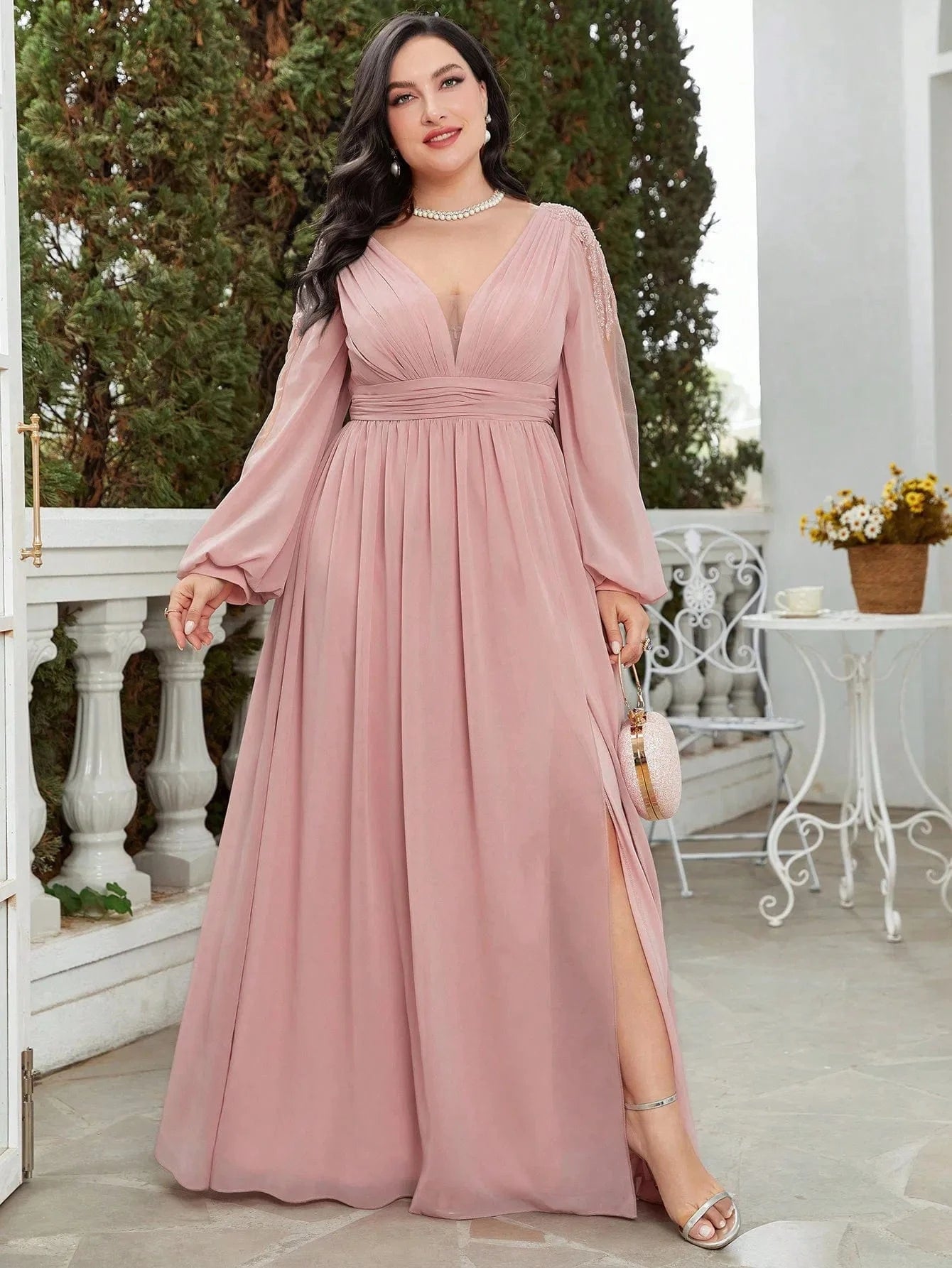 robe invitée mariage grande taille chic manches longues trapèze fluide couleur bordeaux élégante