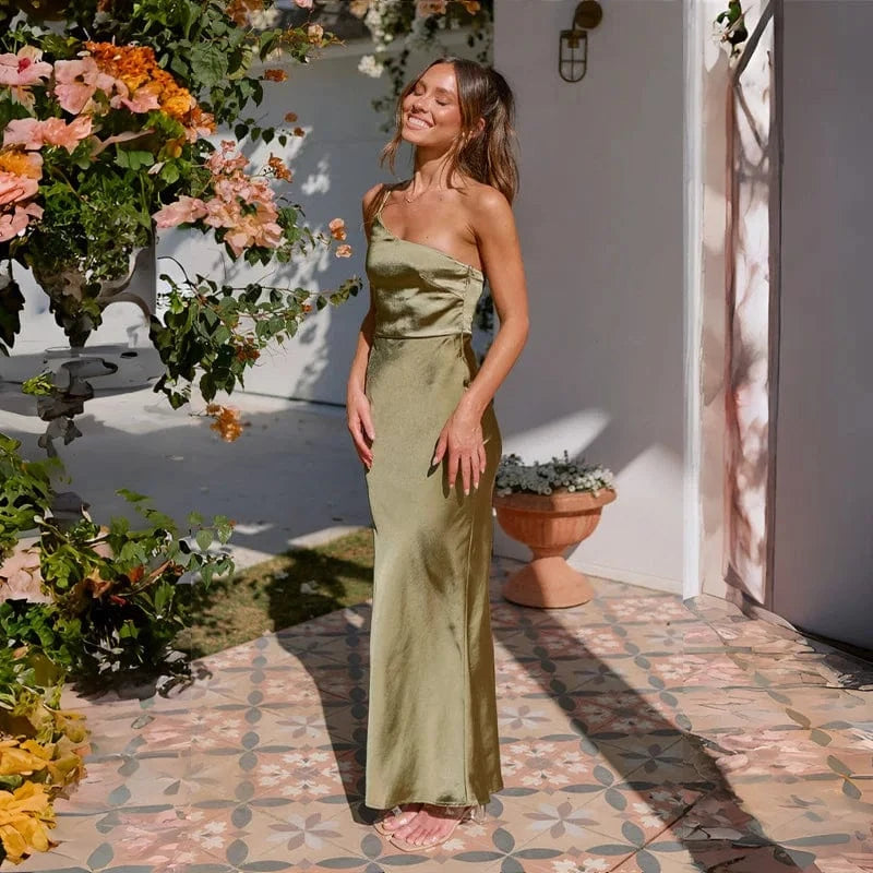 robe invitée mariage chic vert sauge longue fluide manches courtes silhouette trapèze élégante
