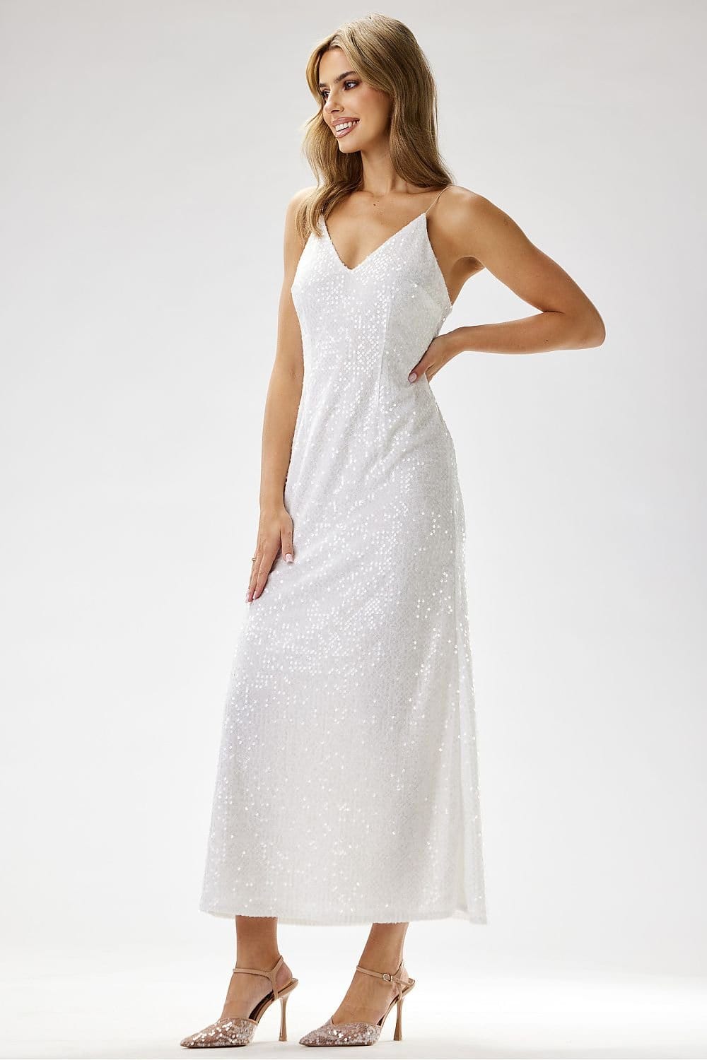 robe soirée paillette chic longue à bretelles pour gala ou mariage invitée élégante et brillante