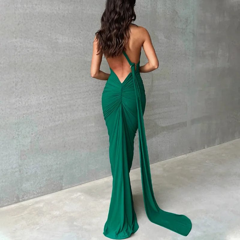 Robe longue verte dos nu chic pour soirée, style élégant et sophistiqué, silhouette trapèze avec.