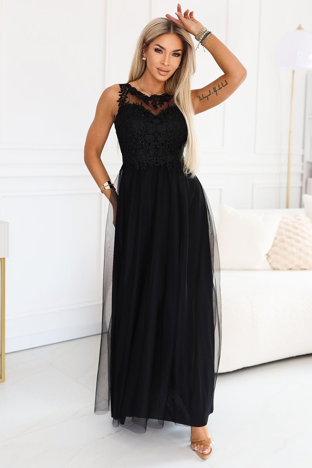 Robe longue model 227716 Numoco