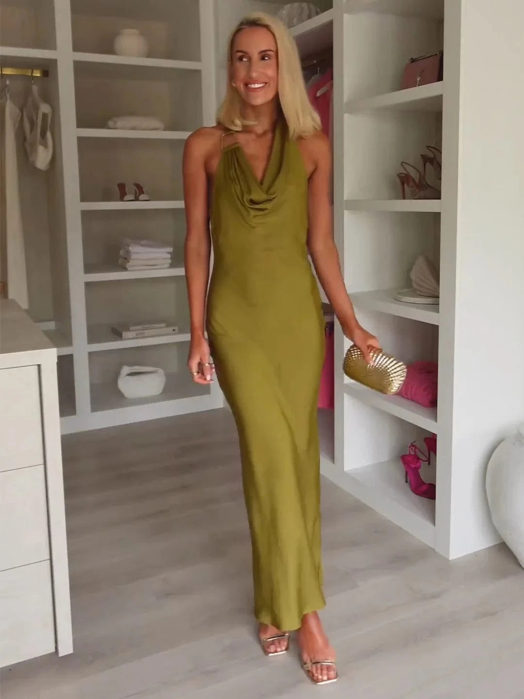 robe mariage grande taille chic longue fluide femme trapèze manches courtes pour mère de la mariée