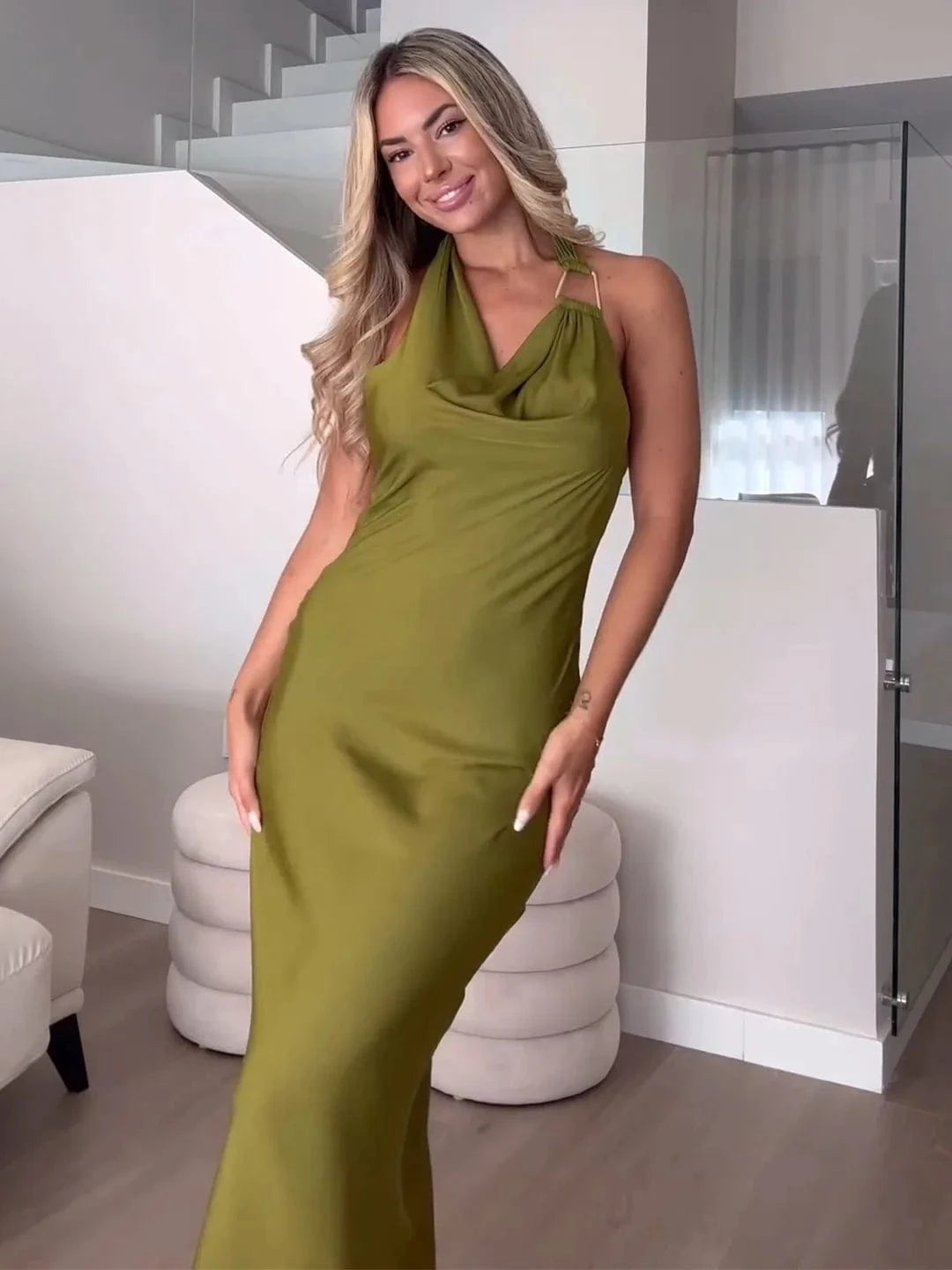 robe mariage grande taille chic longue élégante pour mère de la mariée manches courtes fluide