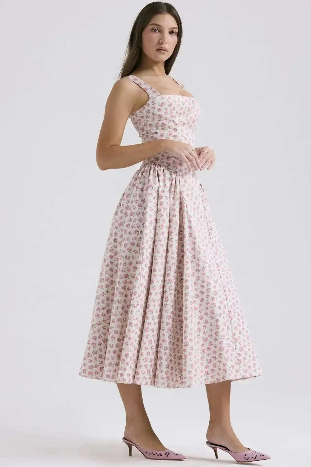 Robe midi évasée fleurie col carré