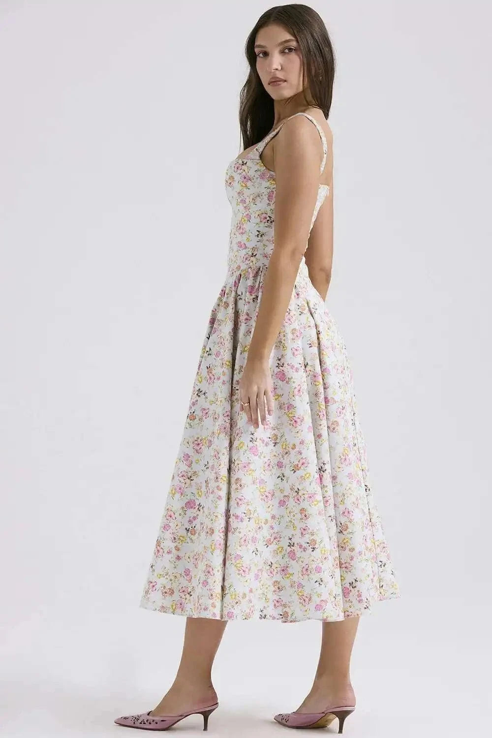 Robe midi évasée fleurie col carré