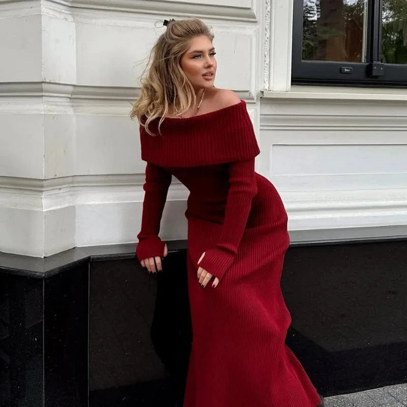 Robe pull longue rouge épaules dénudées