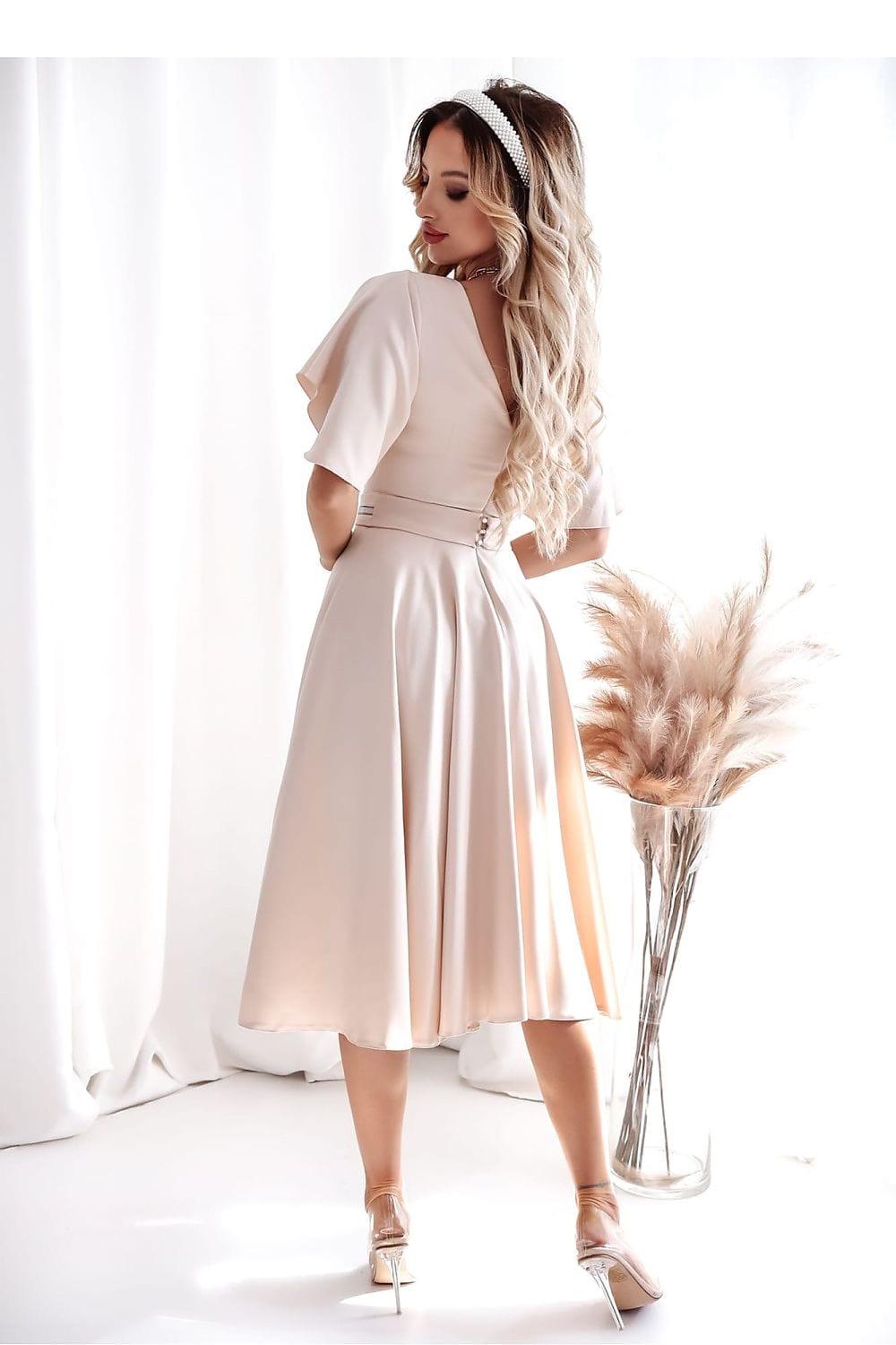 robe midi drapée pour cocktail chic couleur unie avec manches courtes, élégante et fluide femme