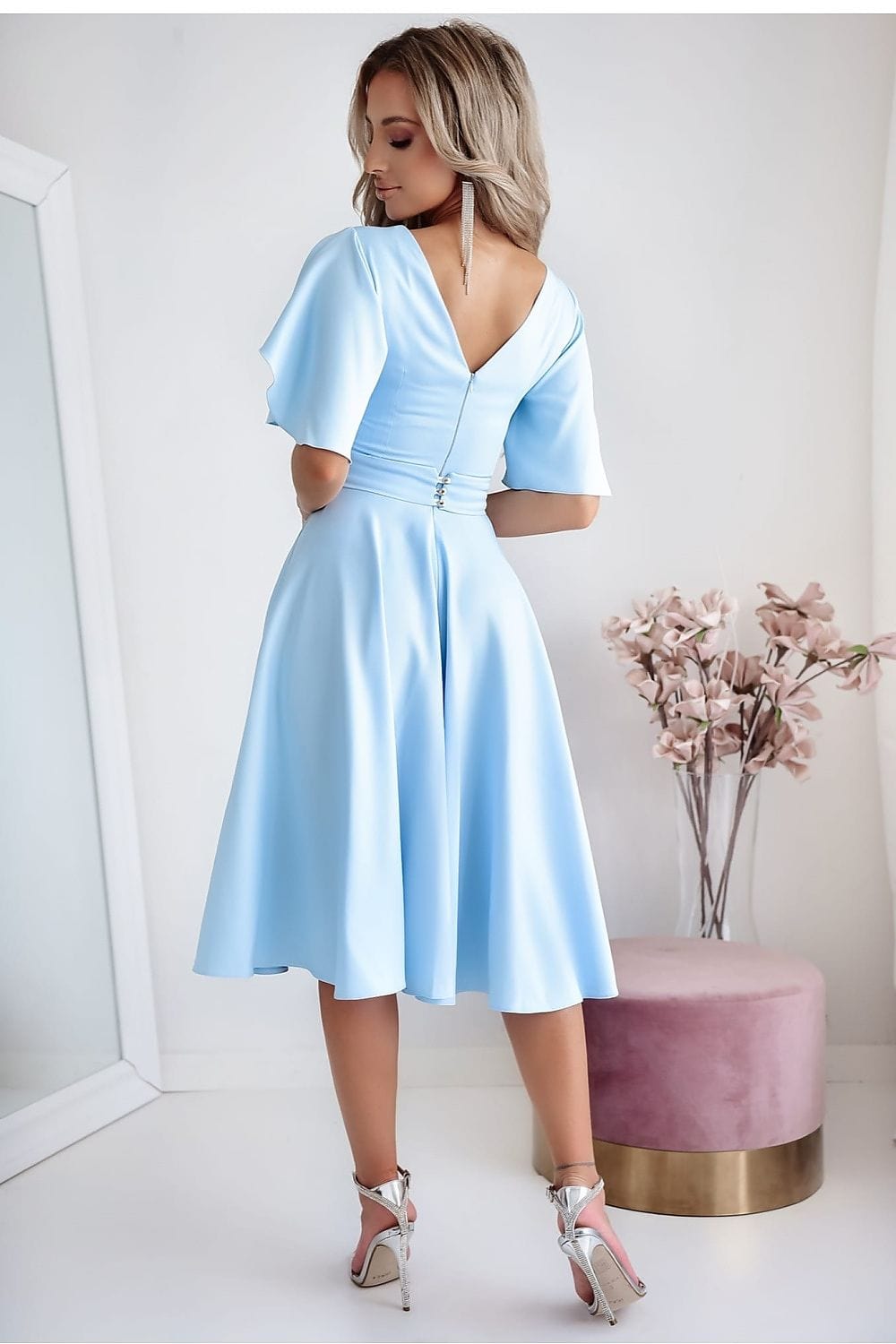 robe midi drapée pour mariage invité chic manches courtes couleur champagne silhouette trapèze