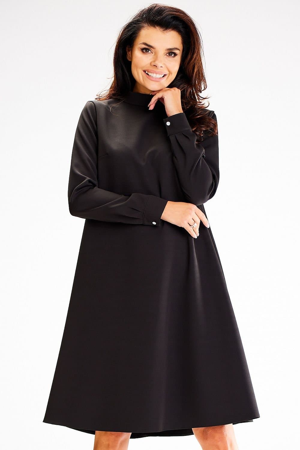 Robe de soirée femme enceinte chic manche longue noire midi pour évènement élégant et confortable.
