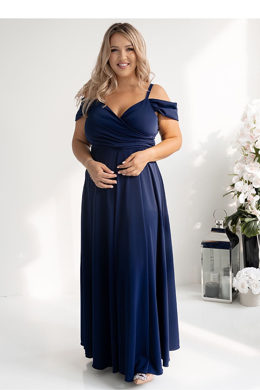 Robe de soirée grande taille bleue princesse longue chic manches courtes pour anniversaire ou mariage