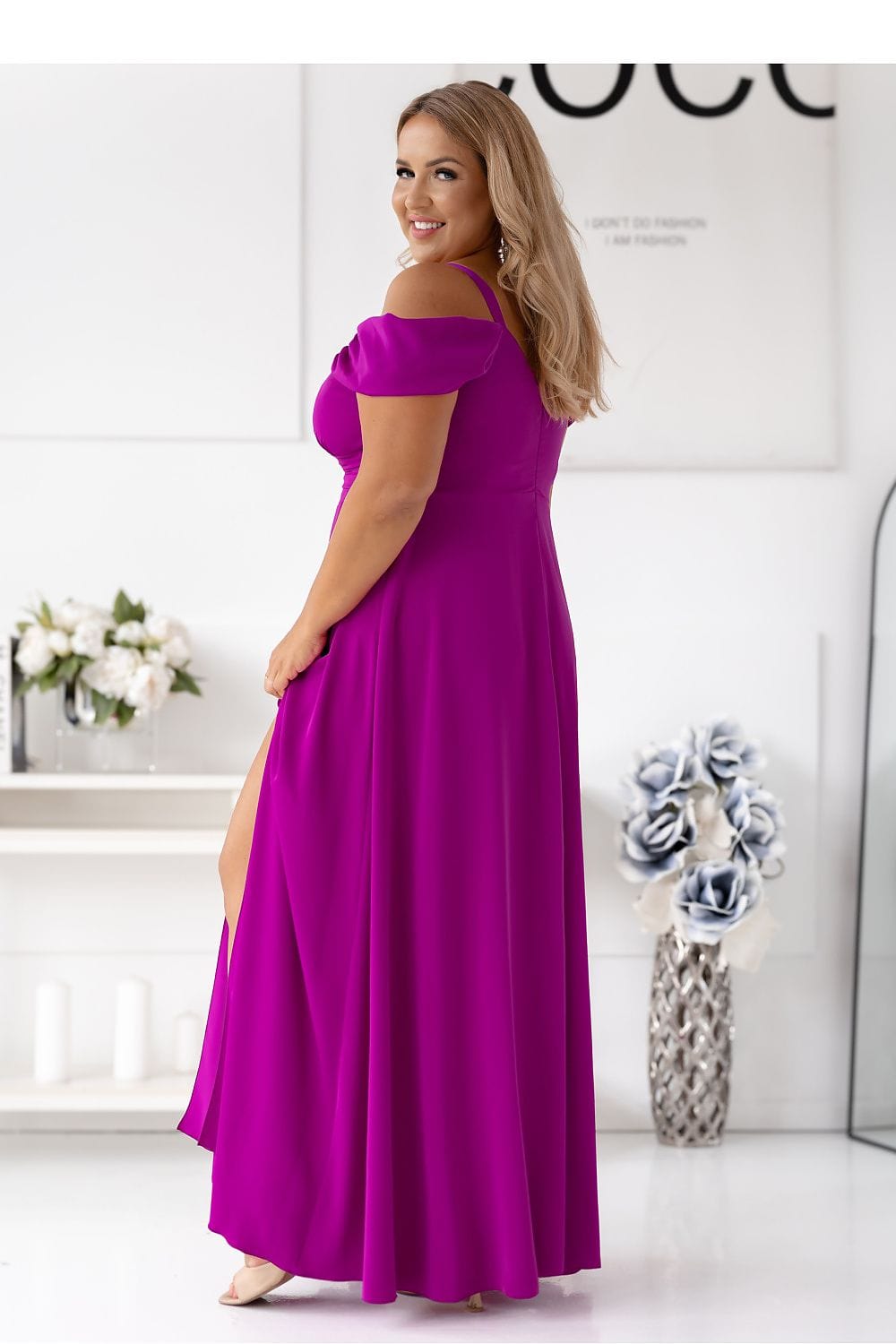 robe de soirée grande taille princesse longue manches courtes élégante pour mariage ou gala