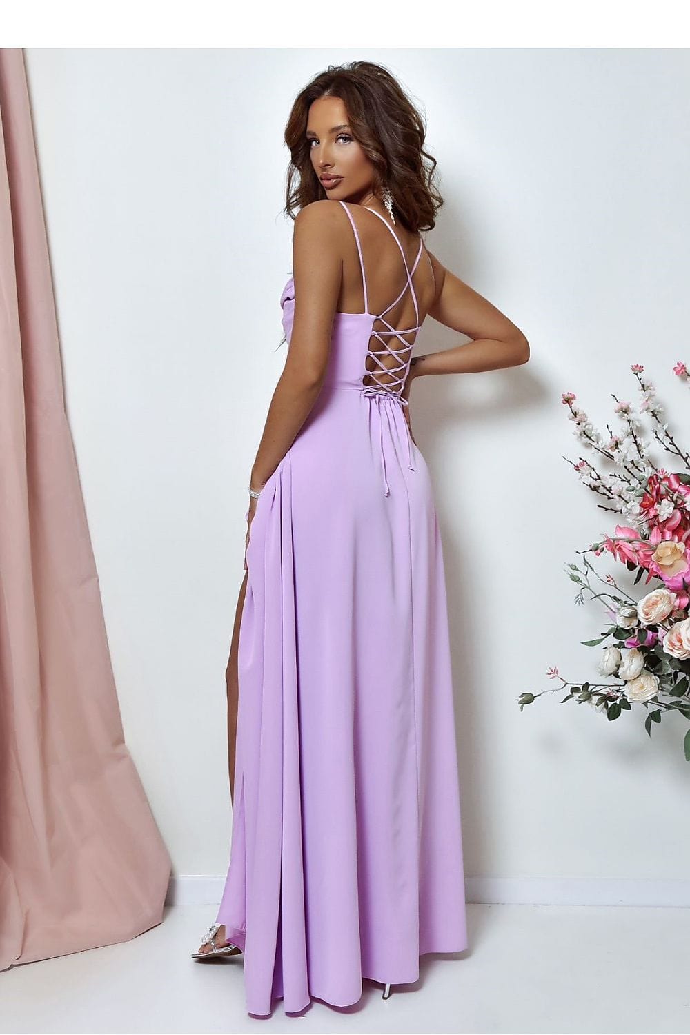 robe de soirée chic longue fendue pour gala ou mariage, élégante et fluide manches longues