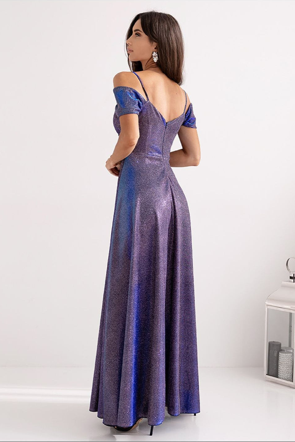 robe soirée paillette longue fendue chic dos nu décolleté noire fendue trapèze manches longues