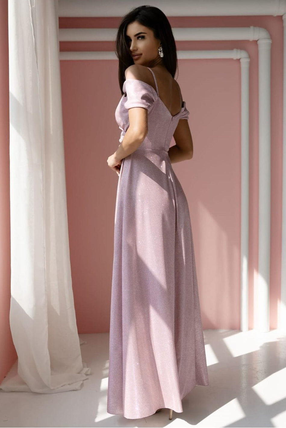 robe de soirée paillette longue fendue chic pour nouvel an ou mariage, manches longues élégantes