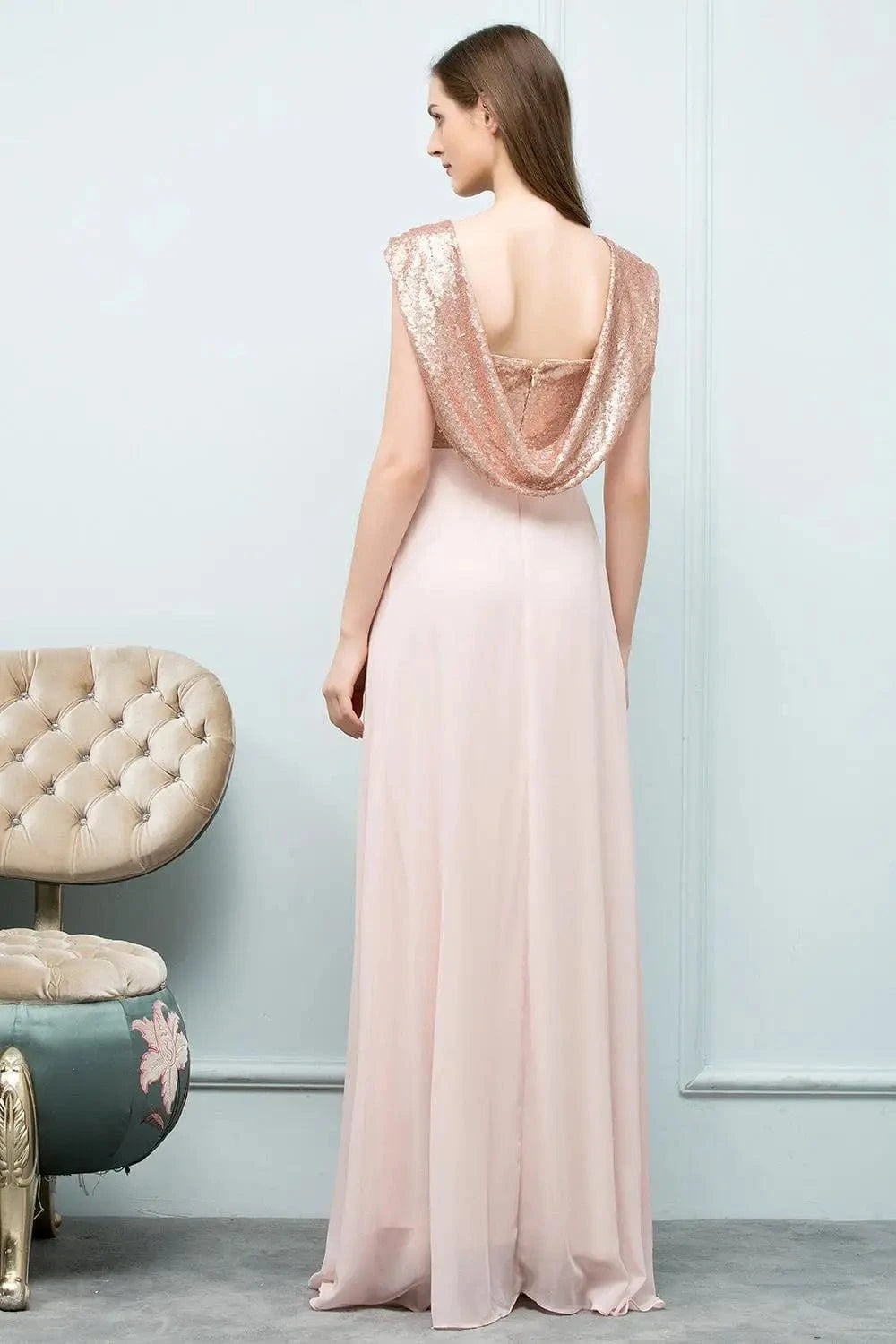 robe demoiselle d'honneur chic rose poudré haut doré longue sans manches silhouette trapèze