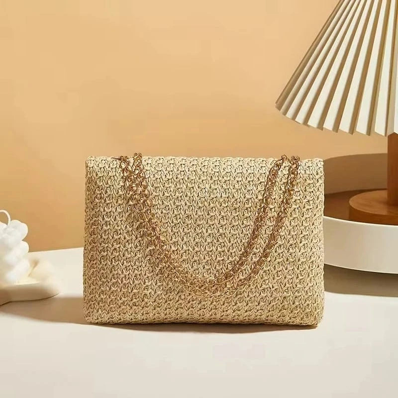 sac bandoulière doré élégant pour soirée chic ou cérémonie, accessoire femme tendance et habillé