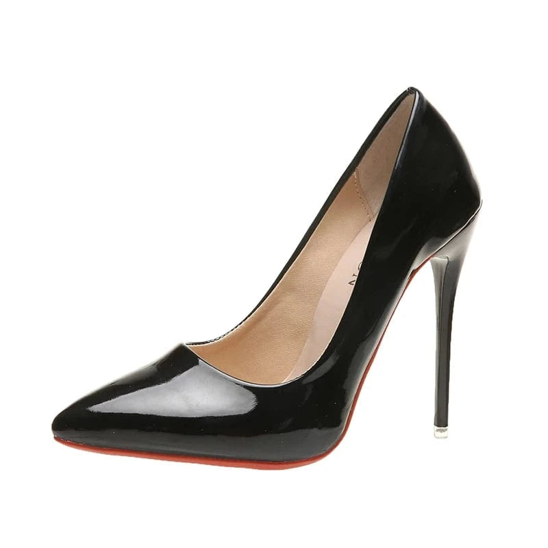 chaussures talons aiguilles noires élégantes soirée chic pour mariage invité femme moderne