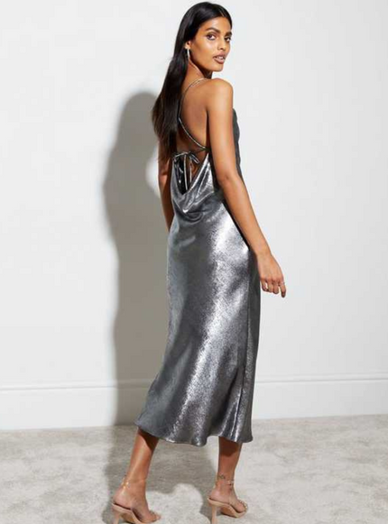 Robe argentée midi