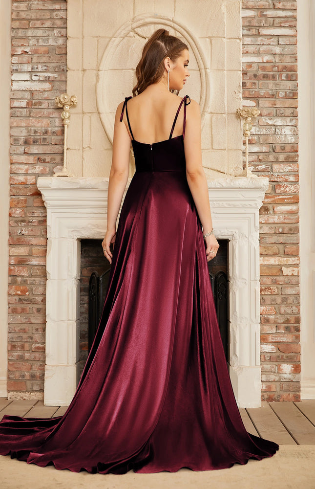 Robe longue bordeaux fendue pour mariage invité chic, sans manches avec dos nu, idéale pour soirée élégante et évènements formels.