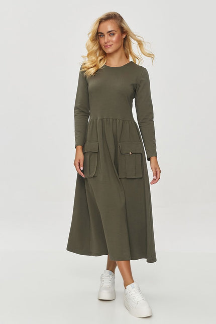 Robe verte midi casual manches longues pour quotidien ou balade automnale.