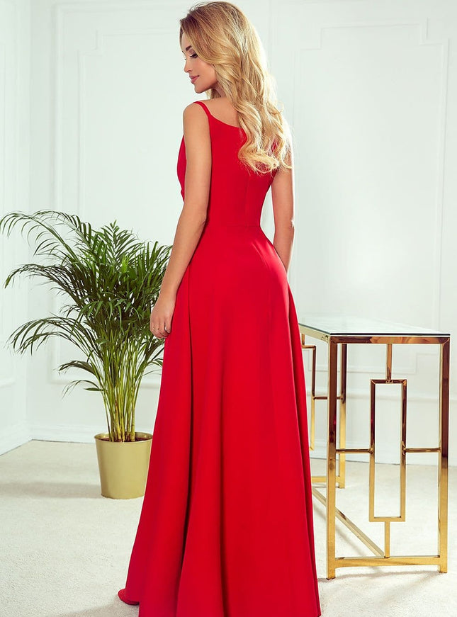 Robe soirée rouge longue fendue sans manches pour événement chic, style élégant et dos nu, idéale pour gala ou mariage.