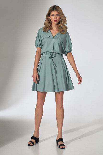 Robe verte casual midi à manches courtes, style décontracté et féminin pour quotidien ou sorties.