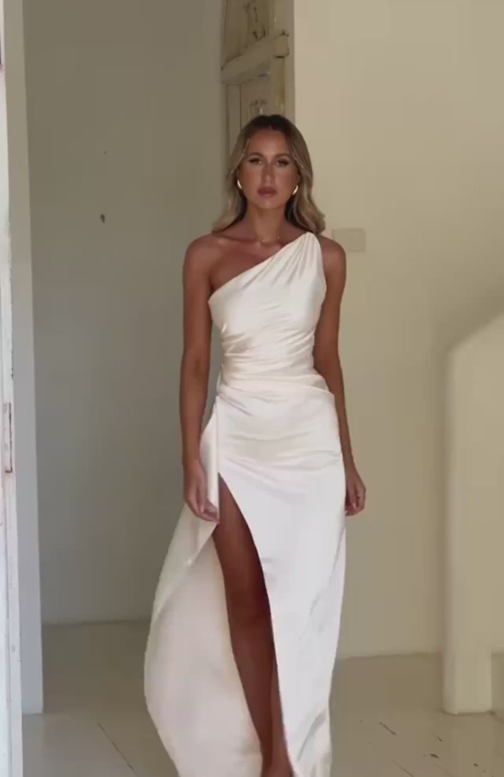 Robe Dos Nu ??l?�gance Sensationnelle, Charme Irr?�sistible