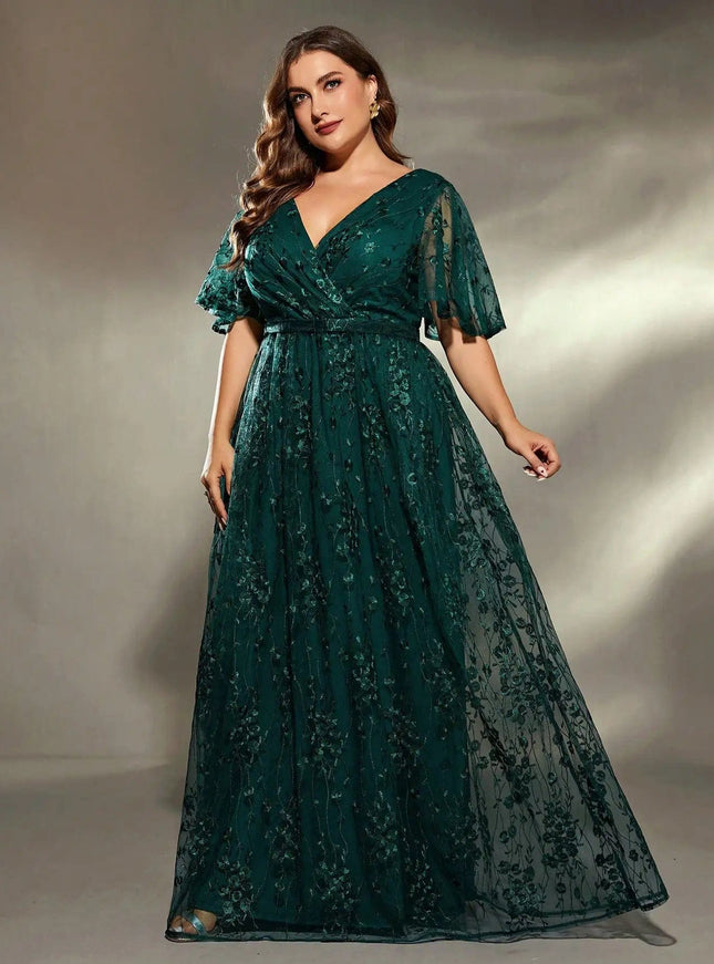 Robe amincissante verte pour mariage femme ronde