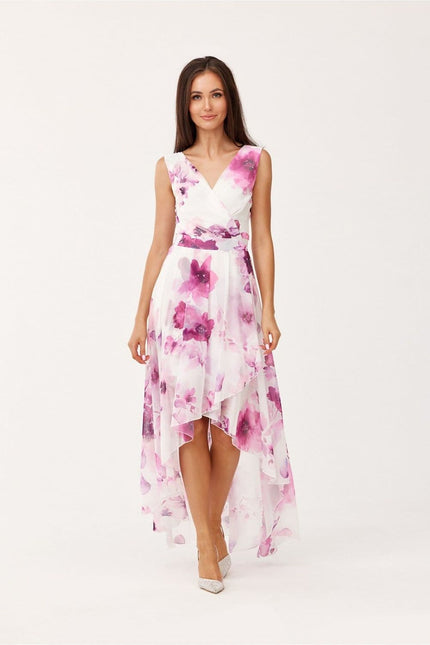 Robe soirée fleurie rose asymétrique longue pour mariage invité chic avec manches courtes.