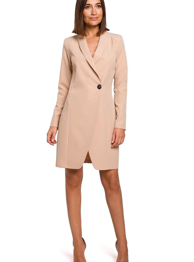 Robe blazer beige midi chic idéale pour cocktail ou travail avec manches longues et coupe droite.