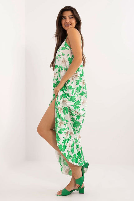 Robe longue d'été blanche et verte à motif floral, style bohème et chic, sans manches.