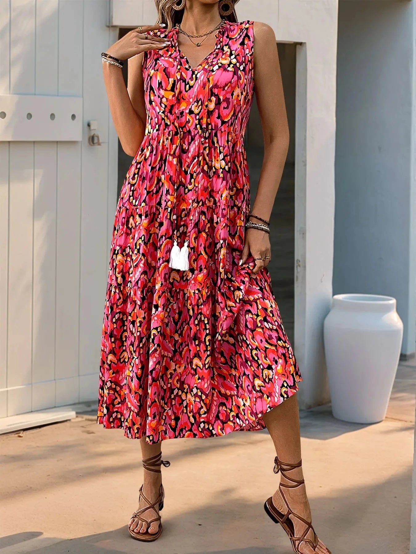 robe bohème fleurie sans manches longue pour mariage champêtre ou cérémonie estivale élégante