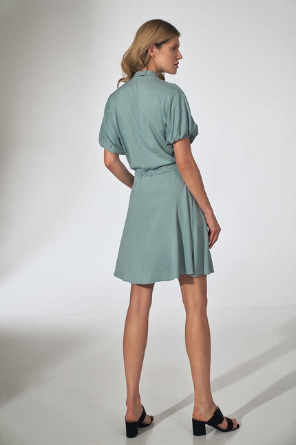 Robe verte casual midi à manches courtes pour un style décontracté et tendance