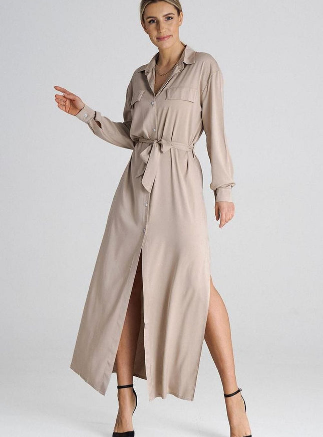 Robe chemise beige midi à manches longues, ceinturée, idéale pour un style casual chic ou un évènement professionnel.