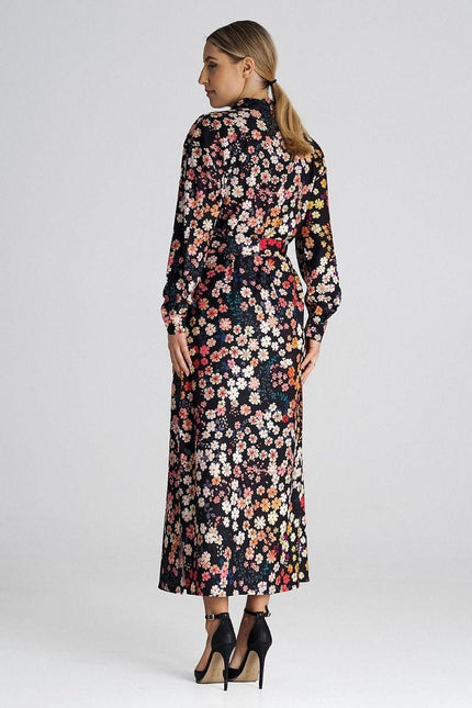 Robe florale noire midi à manches longues, idéale pour une soirée chic ou un cocktail, silhouette élégante et féminine.