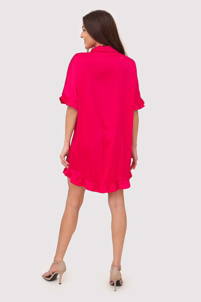 Robe rouge courte casual d'été avec manches courtes et ourlet à volants, parfaite pour le quotidien ou les vacances.