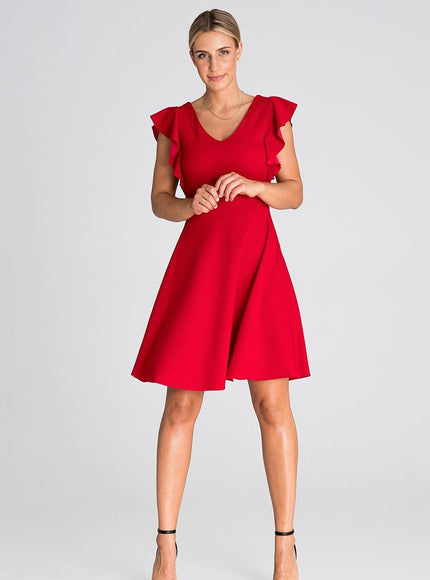 Robe rouge midi évasée pour cocktail, style chic avec manches courtes, idéale pour événements élégants et festifs.