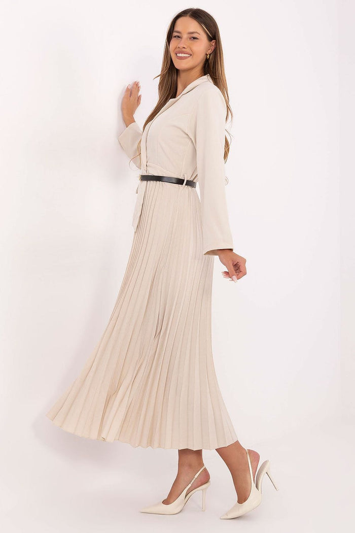 Robe élégante Avec Perles Et Vous - Taille 44 (équivalent 14-16), Occasion Très Bon état
