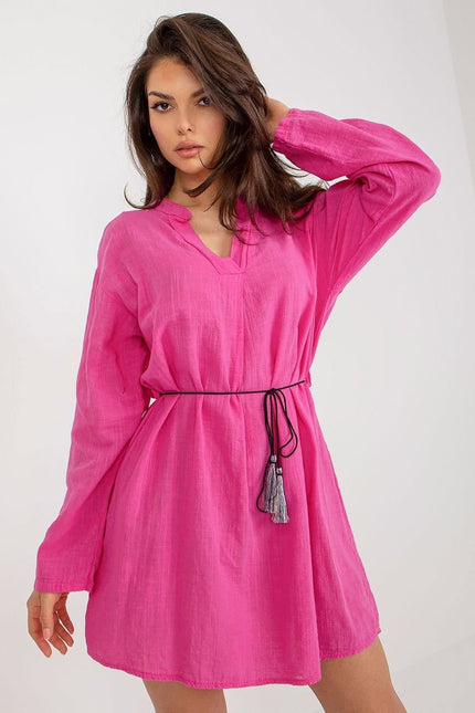 Robe rose décontractée à manche longue pour tous les jours, style casual et confortable, longueur courte, idéale pour la saison printemps-été.