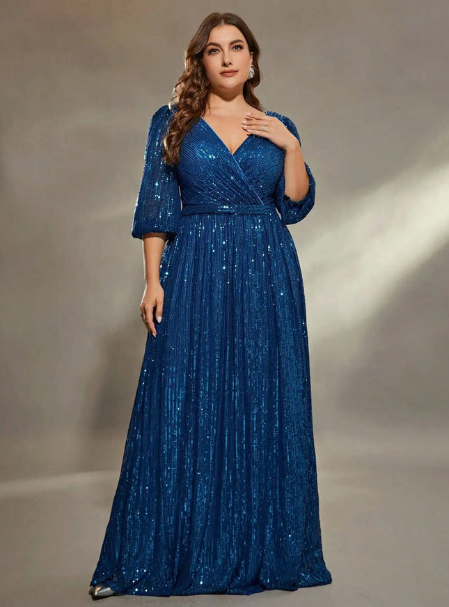 Robe de soirée bleue à paillettes grande taille avec manches longues pour événement, style chic et élégante.