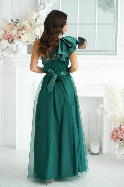 Robe verte longue soirée chic, manches épaules dénudées, princesse pour mariage invité.