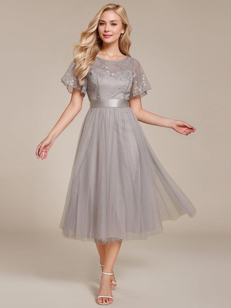 Robe de soirée de mariage grise haut tulle et broderies