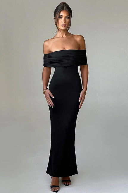 Robe de soirée noire dos nu, style élégant et sexy, longue avec épaules dénudées pour cocktail ou gala.