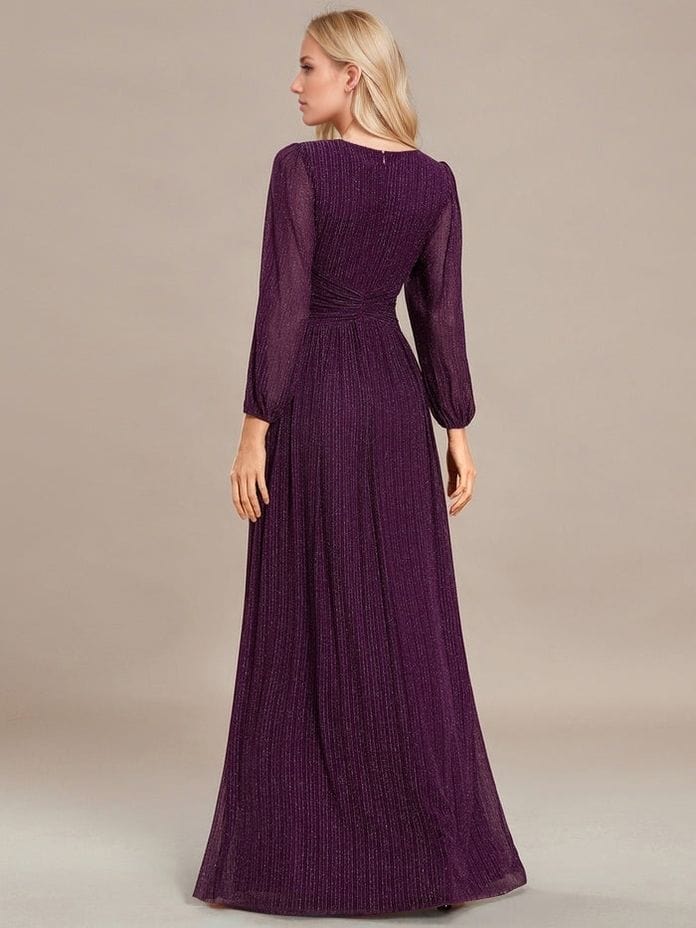 Robe de soirée longue violette manches longues