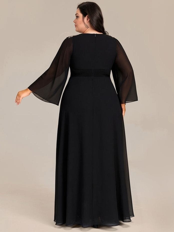 Robe de soirée noire grande taille manches longues évasées