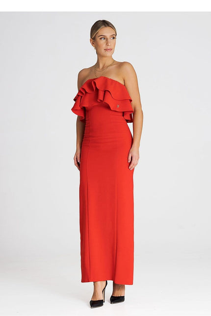 Robe rouge cocktail longue avec épaules dénudées et volant pour événement chic ou soirée.