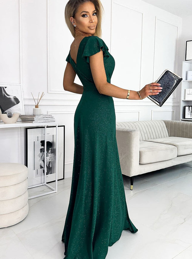 Robe verte élégante pour soirée chic, longue avec manches courtes et détails pailletés, idéale pour événements formels.