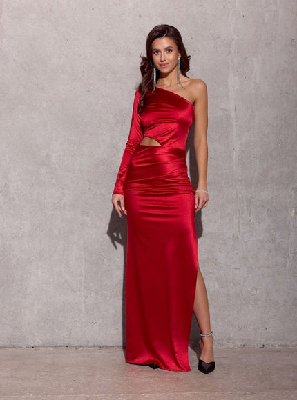 Robe soirée sexy rouge longue avec fente latérale, épaule dénudée et manche longue, idéale pour événements glamour.