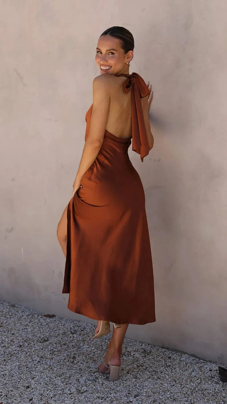 robe demoiselle d'honneur chic midi dos nu évasée élégante pour mariage invité en été